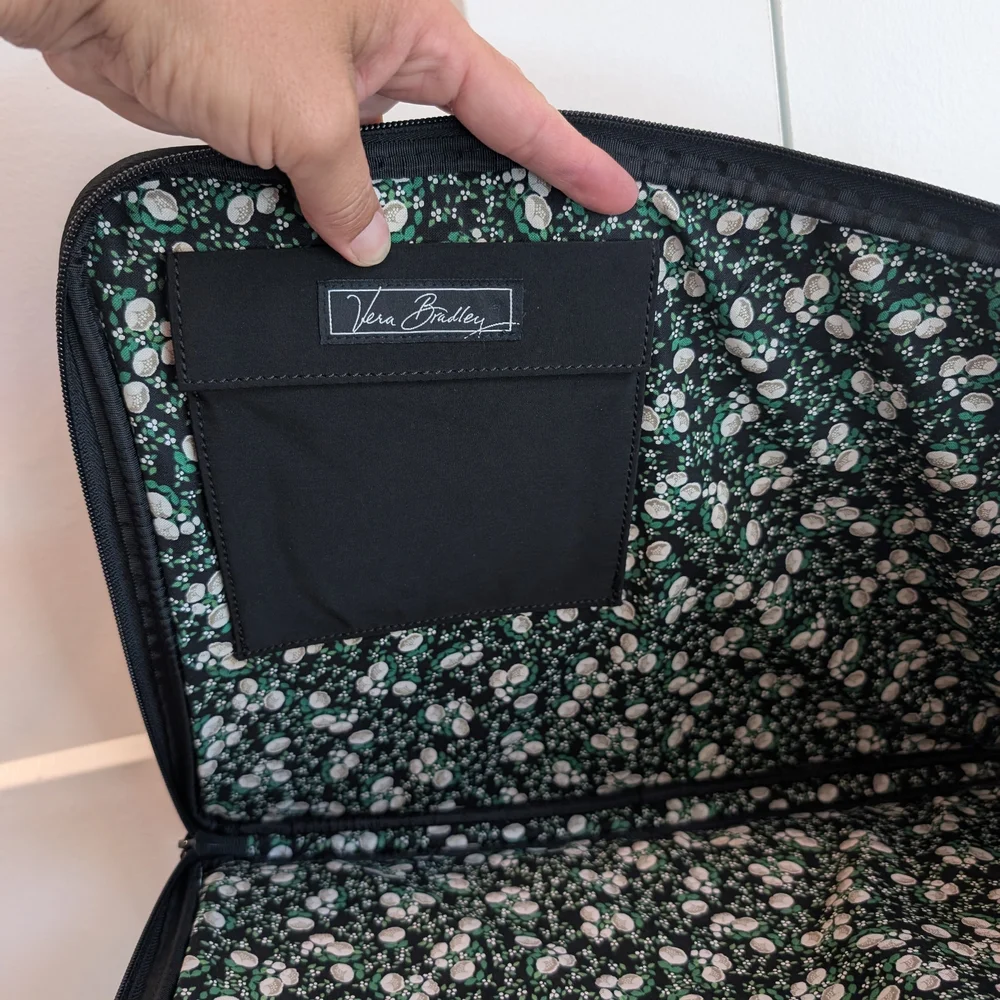 VERA BRADLEY Black Floral Quilted Laptop Pouch Sleeve